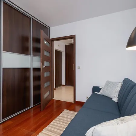 Dworska Modern In By Rent Like *