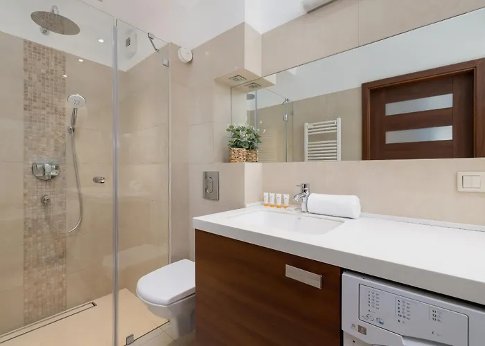 Dworska Modern In By Rent Like דירה *