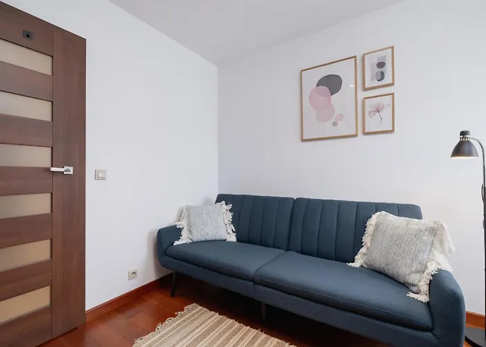 Dworska Modern In By Rent Like